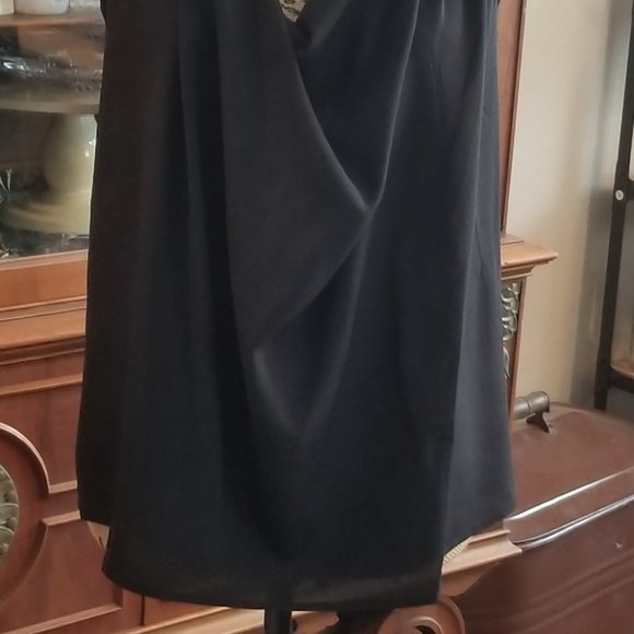 Black drape decorative collar sz S tank top - Picture 2 of 8